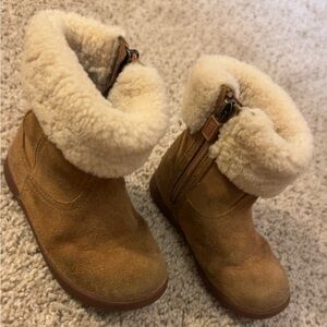 Size 8 Toddler UGGS